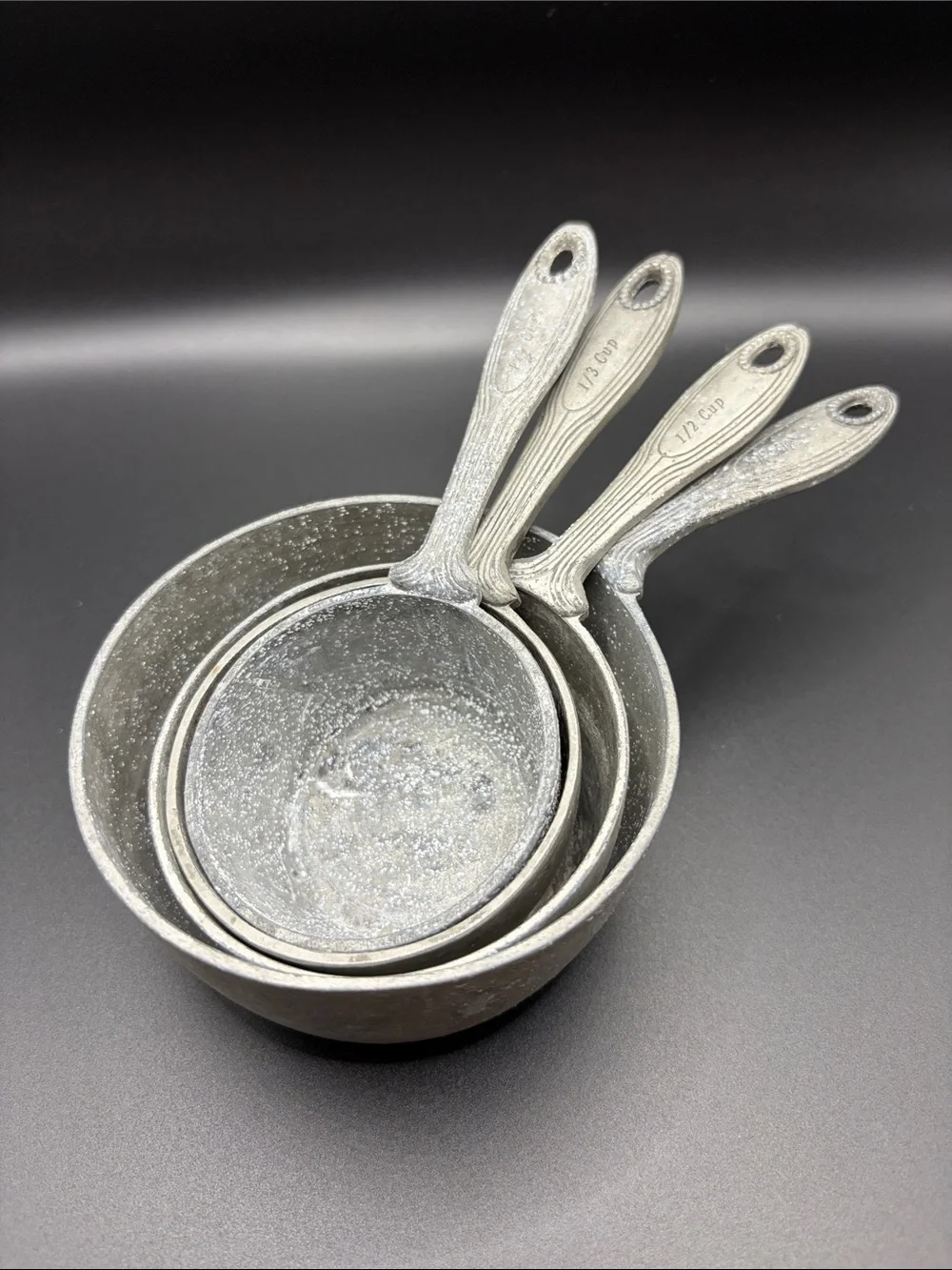 Set 4 Amco Houseworks Vintage Cast Metal Nesting Measuring Cups Rustic Kitchen